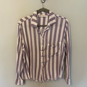 Cute women’s striped blouse!